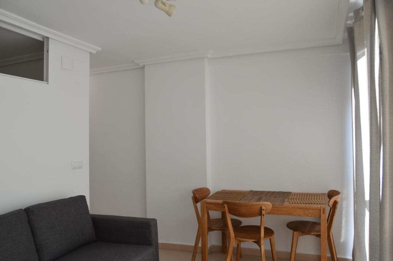 Apts Ara With Pool Benidorm Exterior photo